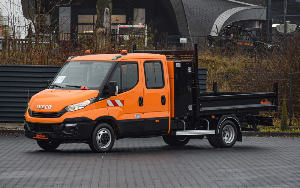 Iveco DAILY 35C16 / 2.3 - 160 KM / BRYGADÓWKA / 6 OSOBOWY / DOSTAWCZE / SKRZYNIA / KLIMA / NAWIGACJA / KAMERA COFANIA / TEMPOMAT / SERWISOWANY / SPROWADZONY - Dostavno vozilo sa duplom kabinom: slika 1 Iveco DAILY 35C16 / 2.3 - 160 KM / BRYGADÓWKA / 6 OSOBOWY / DOSTAWCZE / SKRZYNIA / KLIMA / NAWIGACJA / KAMERA COFANIA / TEMPOMAT / SERWISOWANY / SPROWADZONY - Dostavno vozilo sa duplom kabinom: slika 1