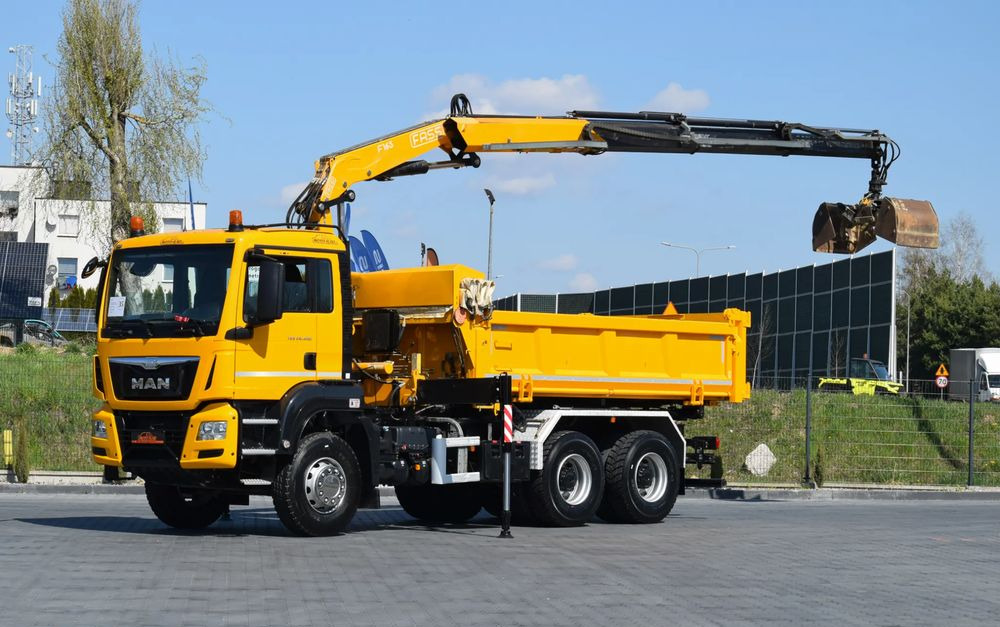 MAN TGS 26.400 / 6x4 / EURO 6 / UDT / HDS FASSI 165 / WYSUW x3 / ROTATOR / CHWYTAK / STEROWANIE RADIOWE / WZMOCNIONA RAMA / WYWROTKA / HYDROBURTA / AUTOMAT / 2017 / NOWE OPONY - 100% / NISKI PRZEBIEG - Istovarivač, Kamion sa dizalicom: slika 1 MAN TGS 26.400 / 6x4 / EURO 6 / UDT / HDS FASSI 165 / WYSUW x3 / ROTATOR / CHWYTAK / STEROWANIE RADIOWE / WZMOCNIONA RAMA / WYWROTKA / HYDROBURTA / AUTOMAT / 2017 / NOWE OPONY - 100% / NISKI PRZEBIEG - Istovarivač, Kamion sa dizalicom: slika 1