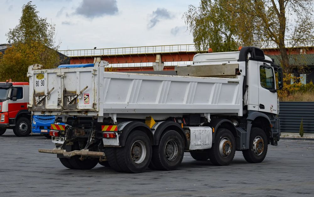 Mercedes-Benz AROCS 3243 / 8x4 / EURO 6 / WYWROTKA / MELLER KIPPER / HYDROBURTA / AUTOMAT / SERWISOWANY / SPROWADZONY - Istovarivač: slika 5 Mercedes-Benz AROCS 3243 / 8x4 / EURO 6 / WYWROTKA / MELLER KIPPER / HYDROBURTA / AUTOMAT / SERWISOWANY / SPROWADZONY - Istovarivač: slika 5