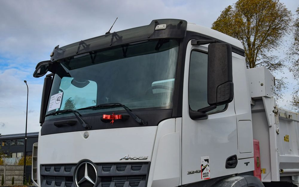 Istovarivač Mercedes-Benz AROCS 3243 / 8x4 / EURO 6 / WYWROTKA / MELLER KIPPER / HYDROBURTA / AUTOMAT / SERWISOWANY / SPROWADZONY: slika 10 Istovarivač Mercedes-Benz AROCS 3243 / 8x4 / EURO 6 / WYWROTKA / MELLER KIPPER / HYDROBURTA / AUTOMAT / SERWISOWANY / SPROWADZONY: slika 10