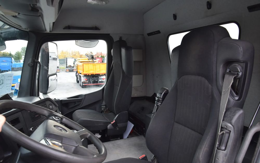 Istovarivač Mercedes-Benz AROCS 3243 / 8x4 / EURO 6 / WYWROTKA / MELLER KIPPER / HYDROBURTA / AUTOMAT / SERWISOWANY / SPROWADZONY: slika 19 Istovarivač Mercedes-Benz AROCS 3243 / 8x4 / EURO 6 / WYWROTKA / MELLER KIPPER / HYDROBURTA / AUTOMAT / SERWISOWANY / SPROWADZONY: slika 19