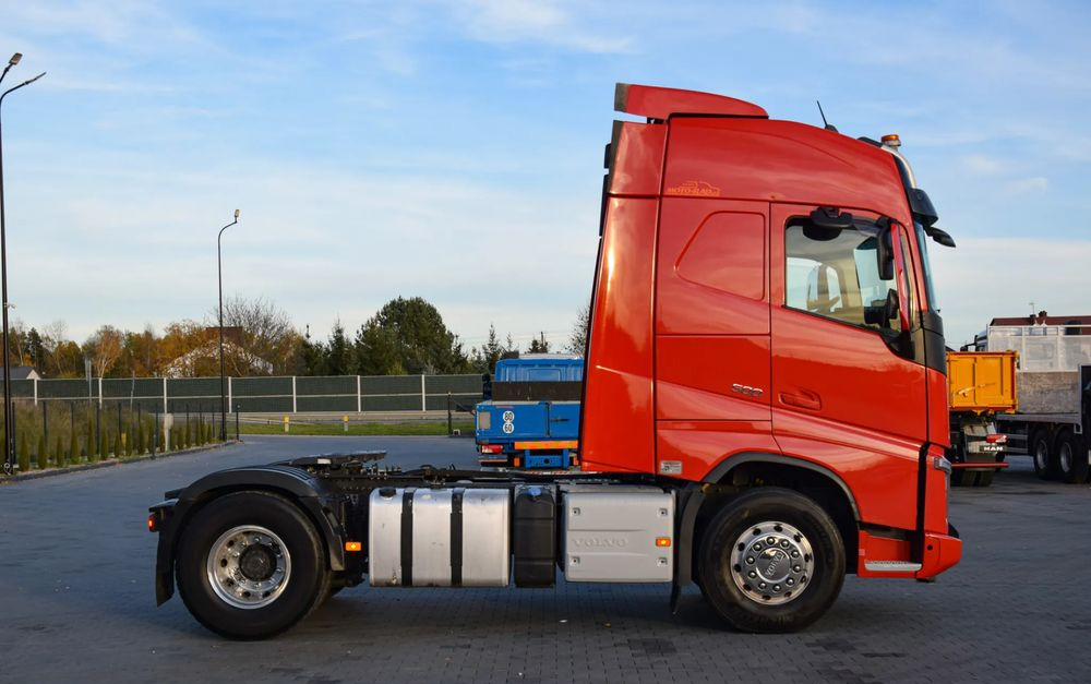 Volvo FH500 / HYDRAULIKA / EURO 6 / ACC / LEDY / ALUFELGI / SERWISOWANY / SPROWADZONY - Tegljač: slika 4 Volvo FH500 / HYDRAULIKA / EURO 6 / ACC / LEDY / ALUFELGI / SERWISOWANY / SPROWADZONY - Tegljač: slika 4