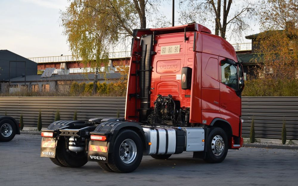 Volvo FH500 / HYDRAULIKA / EURO 6 / ACC / LEDY / ALUFELGI / SERWISOWANY / SPROWADZONY - Tegljač: slika 5 Volvo FH500 / HYDRAULIKA / EURO 6 / ACC / LEDY / ALUFELGI / SERWISOWANY / SPROWADZONY - Tegljač: slika 5