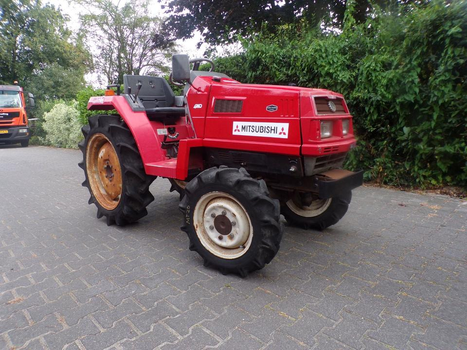 Kleintraktor Mitsubishi MT20 - Mali traktor: slika 1 Kleintraktor Mitsubishi MT20 - Mali traktor: slika 1