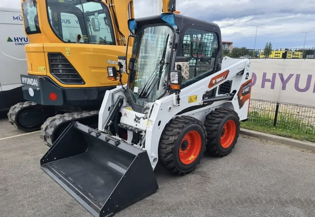 BOBCAT S450 - Mini utovarivač: slika 5 BOBCAT S450 - Mini utovarivač: slika 5