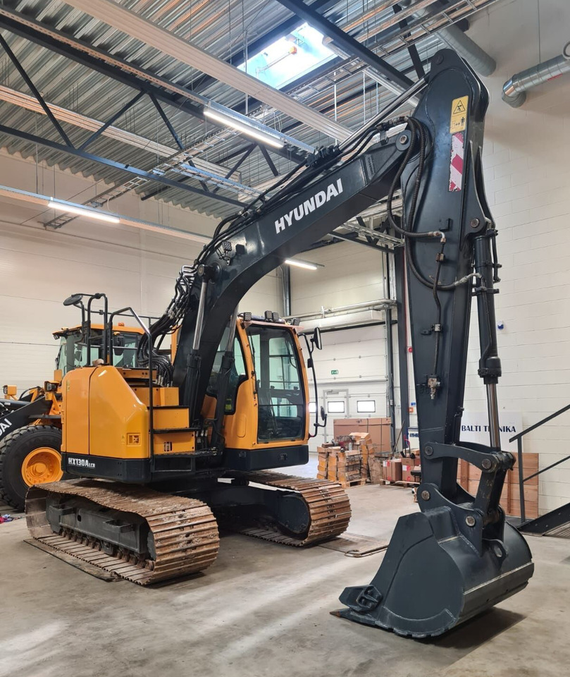 HYUNDAI HX130ALCR - Bager guseničar: slika 4 HYUNDAI HX130ALCR - Bager guseničar: slika 4