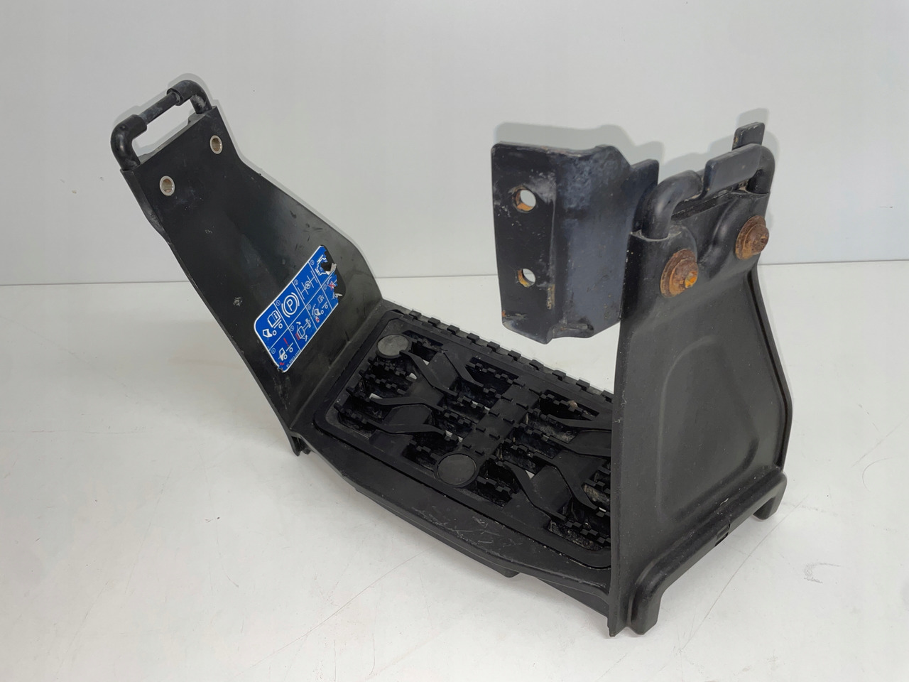 DOLNY STOPIEŃ STOPNICA MAN TG3 TGX TGS 3 81615016003 - Prag za Kamion: slika 3 DOLNY STOPIEŃ STOPNICA MAN TG3 TGX TGS 3 81615016003 - Prag za Kamion: slika 3