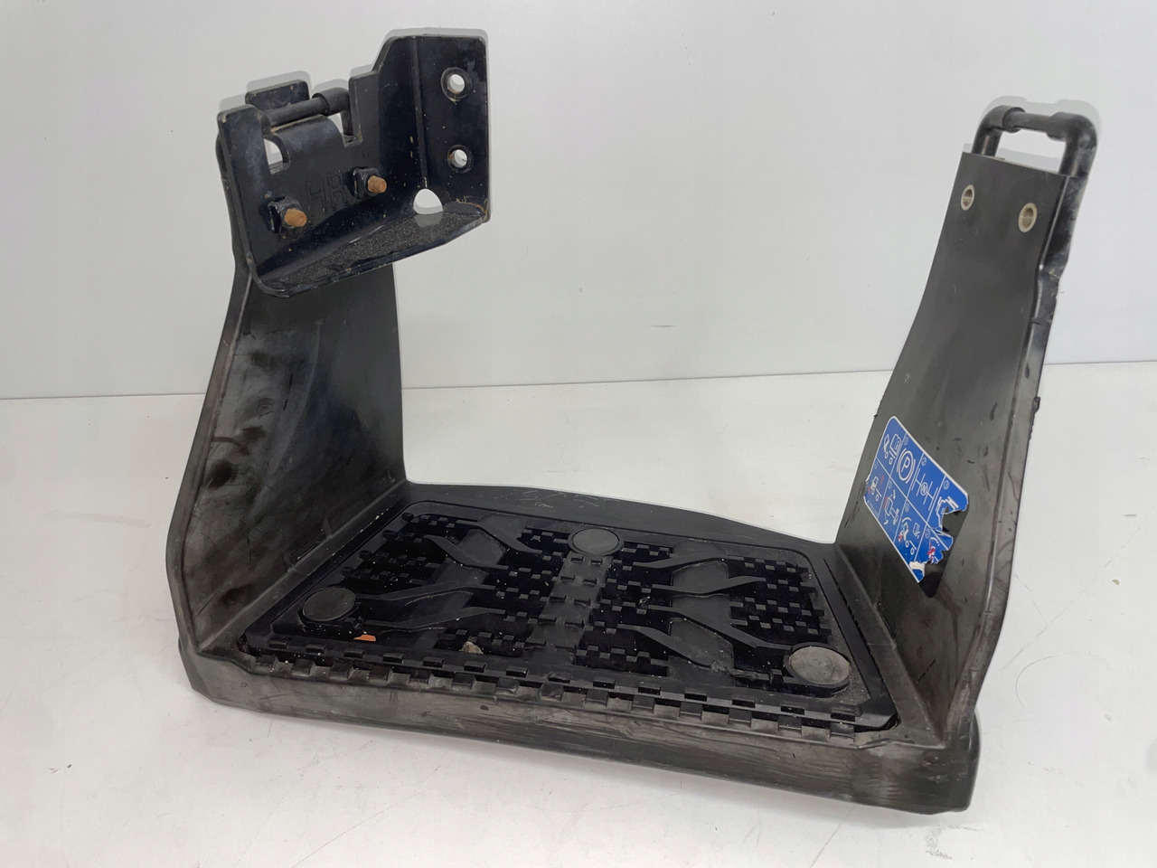 DOLNY STOPIEŃ STOPNICA MAN TG3 TGX TGS 3 81615016003 - Prag za Kamion: slika 1 DOLNY STOPIEŃ STOPNICA MAN TG3 TGX TGS 3 81615016003 - Prag za Kamion: slika 1