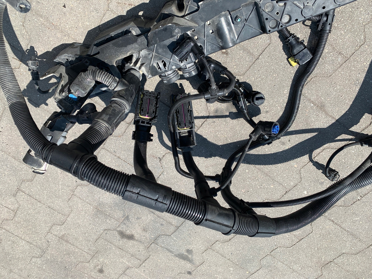 INSTALACJA SILNIKA MAN TGX TGS EURO 6 D2676 LF26 - Motor i delovi za Kamion: slika 3 INSTALACJA SILNIKA MAN TGX TGS EURO 6 D2676 LF26 - Motor i delovi za Kamion: slika 3