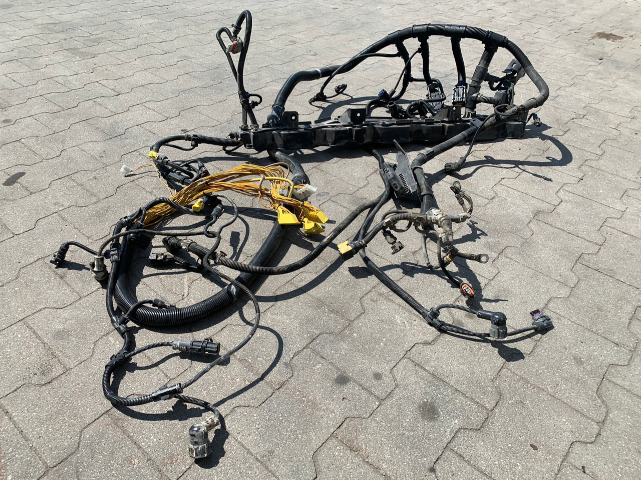 INSTALACJA SILNIKA MAN TGX TGS EURO 6 D2676 LF26 - Motor i delovi za Kamion: slika 1 INSTALACJA SILNIKA MAN TGX TGS EURO 6 D2676 LF26 - Motor i delovi za Kamion: slika 1