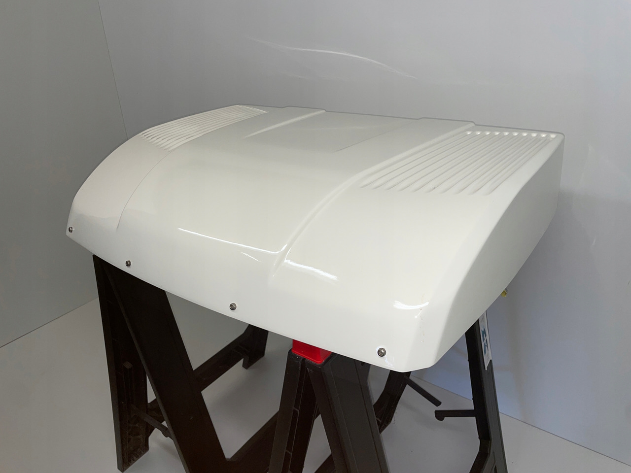 KLIMATYZACJA MAN SCANIA WAECO RT880 RT 880 - Kompresor klima uređaja za Kamion: slika 3 KLIMATYZACJA MAN SCANIA WAECO RT880 RT 880 - Kompresor klima uređaja za Kamion: slika 3