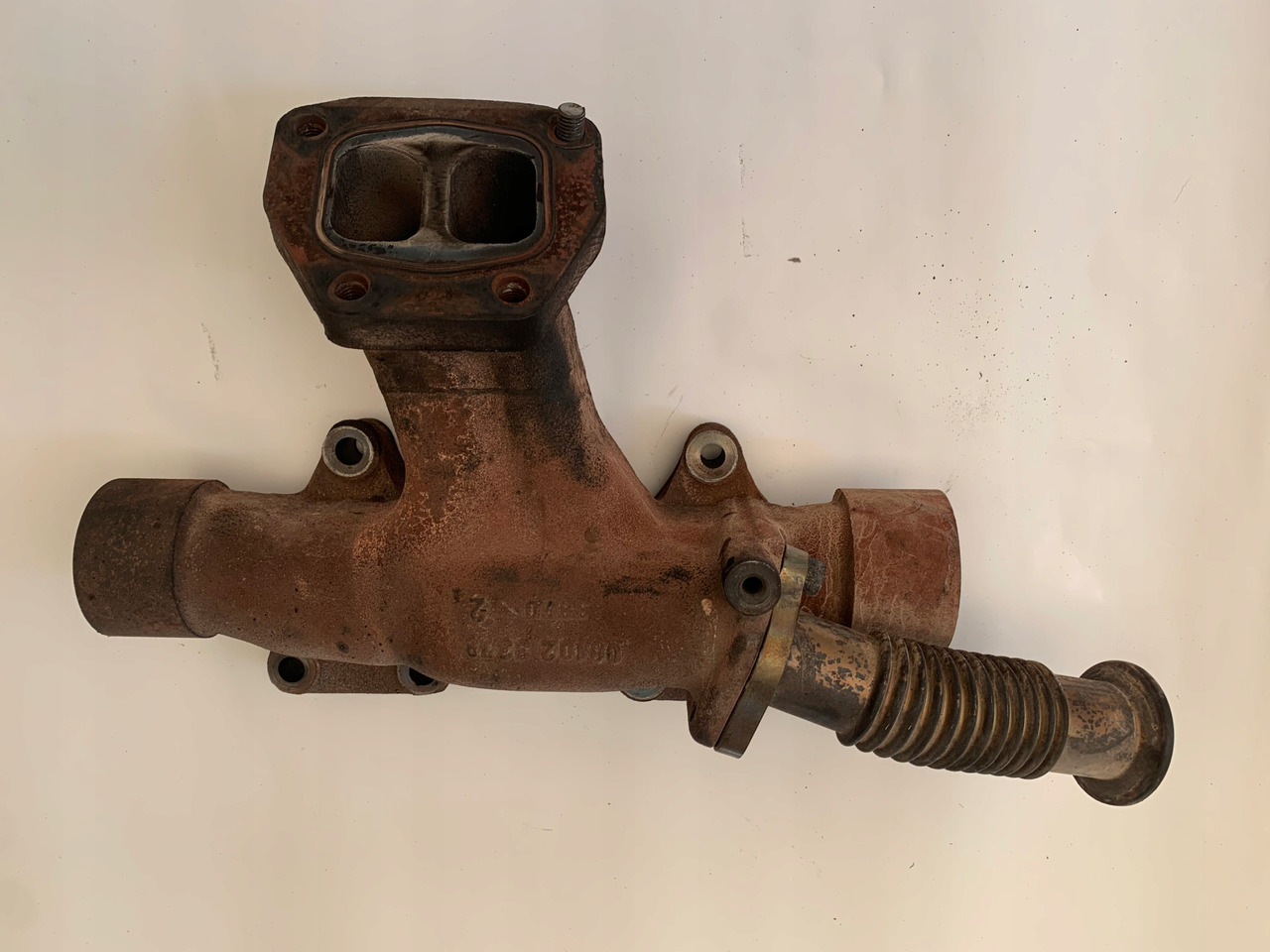 KOLEKTOR WYDECHOWY MAN TGX TGS D2676 LF26 EURO 6 - Motor i delovi za Kamion: slika 2 KOLEKTOR WYDECHOWY MAN TGX TGS D2676 LF26 EURO 6 - Motor i delovi za Kamion: slika 2