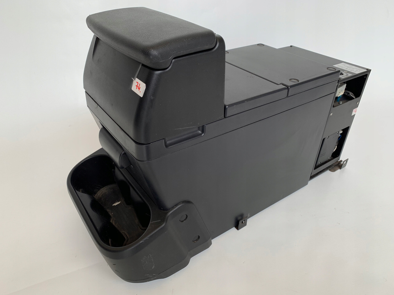 LODÓWKA IVECO STRALIS HI-WAY HIWAY NR 74 - Komandna tabla za Kamion: slika 1 LODÓWKA IVECO STRALIS HI-WAY HIWAY NR 74 - Komandna tabla za Kamion: slika 1