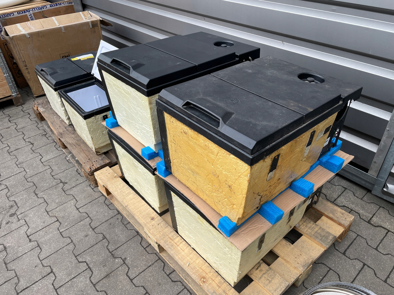 LODÓWKA RENAULT GAMA T RANGE C KABINA HIGH - Kabina i enterijer za Kamion: slika 1 LODÓWKA RENAULT GAMA T RANGE C KABINA HIGH - Kabina i enterijer za Kamion: slika 1