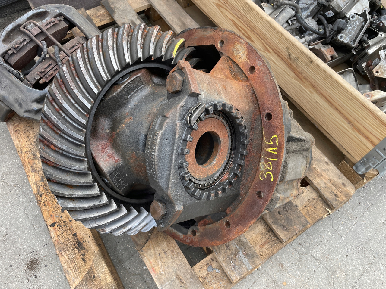 MAN TGX TGS TGA WKŁAD DYFERENCJAŁ MOSTU DYFER 38:15, 81350106301 - Zadnja osovina za Kamion: slika 1 MAN TGX TGS TGA WKŁAD DYFERENCJAŁ MOSTU DYFER 38:15, 81350106301 - Zadnja osovina za Kamion: slika 1