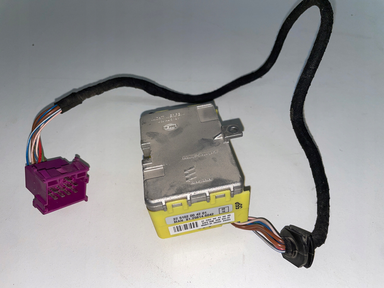 STEROWNIK WEBASTA MAN TGX TGS 81258146042 - Upravljačka jedinica za Kamion: slika 1 STEROWNIK WEBASTA MAN TGX TGS 81258146042 - Upravljačka jedinica za Kamion: slika 1