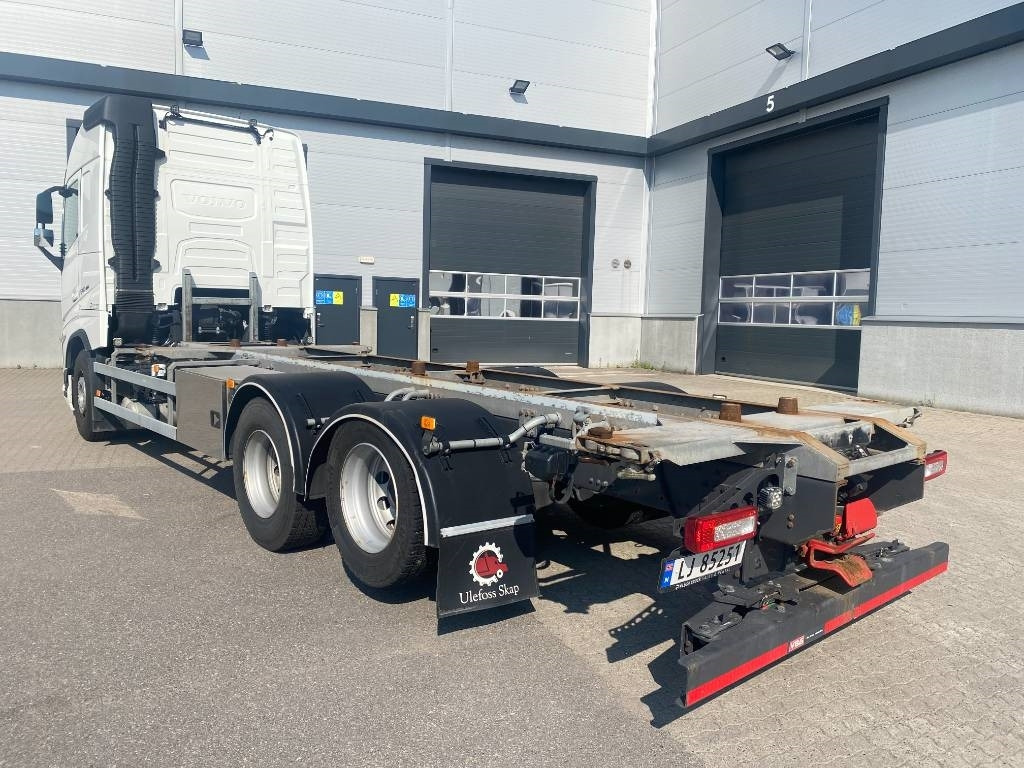 Volvo FH 540 - Kamion za prevoz kontejnera/ Kamion sa promenjivim sandukom: slika 4 Volvo FH 540 - Kamion za prevoz kontejnera/ Kamion sa promenjivim sandukom: slika 4