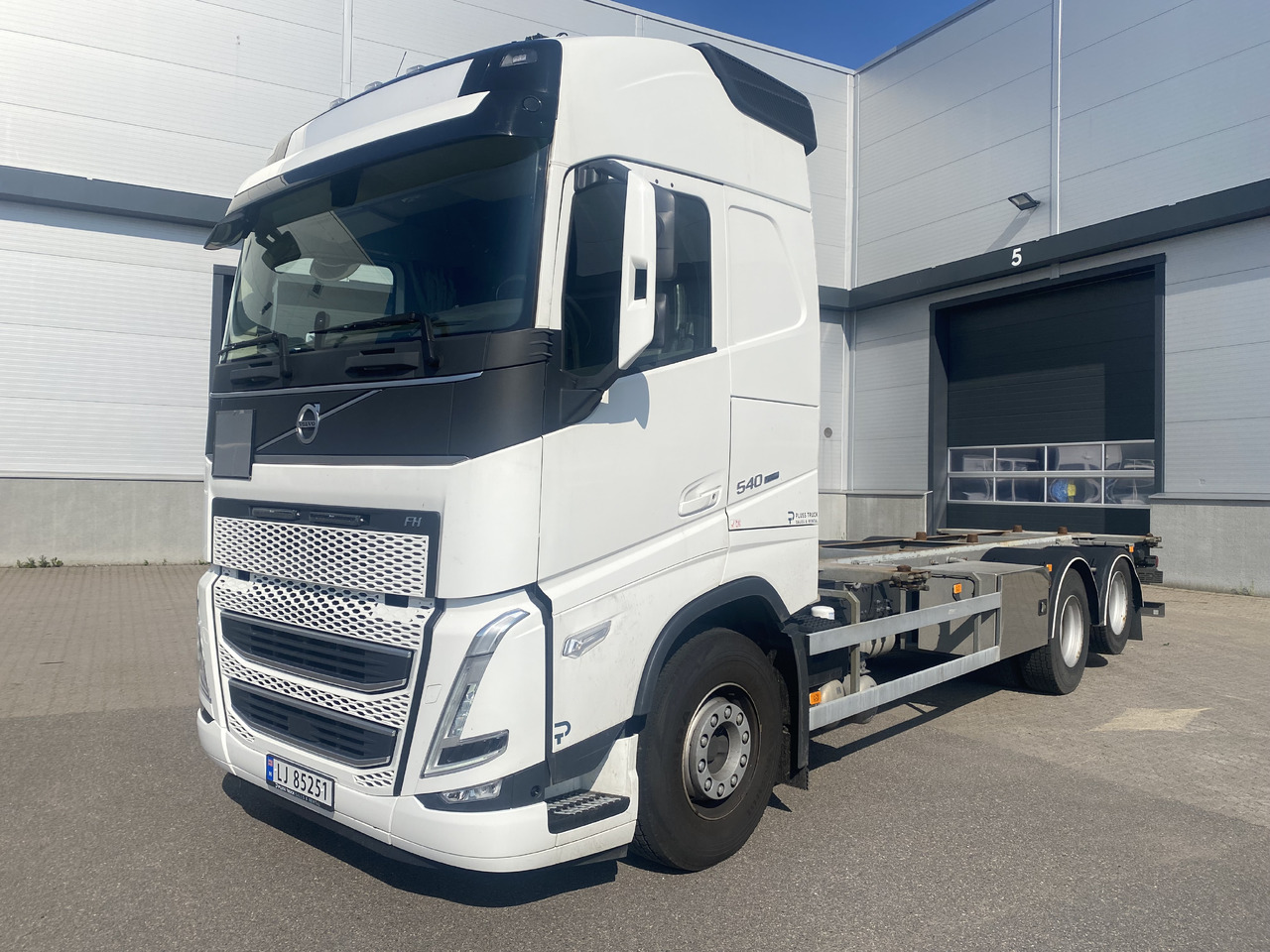 Volvo FH 540 - Kamion za prevoz kontejnera/ Kamion sa promenjivim sandukom: slika 1 Volvo FH 540 - Kamion za prevoz kontejnera/ Kamion sa promenjivim sandukom: slika 1