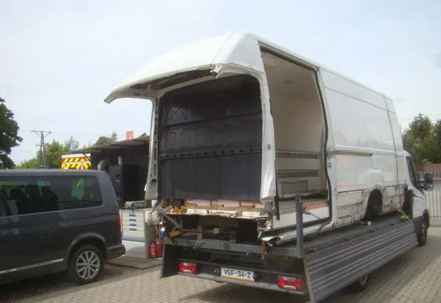 CHŁODNIA Izoterma KASTA Zdięta Z IVECO 2015R Sprawna - Frižider: slika 2 CHŁODNIA Izoterma KASTA Zdięta Z IVECO 2015R Sprawna - Frižider: slika 2