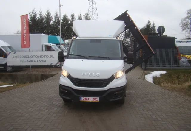 Iveco DAILY 35 C 15 3.5T 4.60M 3.5T NA HAKU CLIMATRONIC - Dostavno vozilo kiper: slika 2 Iveco DAILY 35 C 15 3.5T 4.60M 3.5T NA HAKU CLIMATRONIC - Dostavno vozilo kiper: slika 2