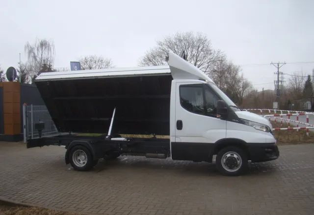 Iveco DAILY 35 C 15 3.5T 4.60M 3.5T NA HAKU CLIMATRONIC - Dostavno vozilo kiper: slika 4 Iveco DAILY 35 C 15 3.5T 4.60M 3.5T NA HAKU CLIMATRONIC - Dostavno vozilo kiper: slika 4