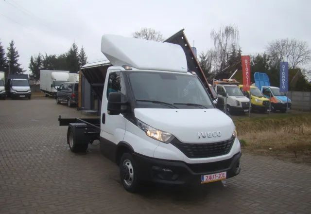 Iveco DAILY 35 C 15 3.5T 4.60M 3.5T NA HAKU CLIMATRONIC - Dostavno vozilo kiper: slika 3 Iveco DAILY 35 C 15 3.5T 4.60M 3.5T NA HAKU CLIMATRONIC - Dostavno vozilo kiper: slika 3