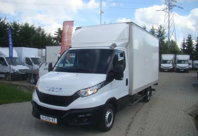 Iveco DAILY 35 S 16 3.0TDI WINDA 3.5T 4.20M - Dostavno vozilo sa zatvorenim sandukom: slika 1 Iveco DAILY 35 S 16 3.0TDI WINDA 3.5T 4.20M - Dostavno vozilo sa zatvorenim sandukom: slika 1