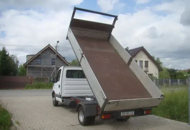 Iveco DAILY 40 C 12 WYWROTKA 3.5T 4.20M KLIMA - Dostavno vozilo kiper: slika 5 Iveco DAILY 40 C 12 WYWROTKA 3.5T 4.20M KLIMA - Dostavno vozilo kiper: slika 5