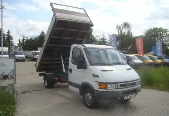 Iveco DAILY 40 C 12 WYWROTKA 3.5T 4.20M KLIMA - Dostavno vozilo kiper: slika 2 Iveco DAILY 40 C 12 WYWROTKA 3.5T 4.20M KLIMA - Dostavno vozilo kiper: slika 2