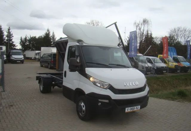 Iveco DAILY 50 C 17 3.0TDI 3-STONNA WYWROYKA - Dostavno vozilo kiper: slika 3 Iveco DAILY 50 C 17 3.0TDI 3-STONNA WYWROYKA - Dostavno vozilo kiper: slika 3