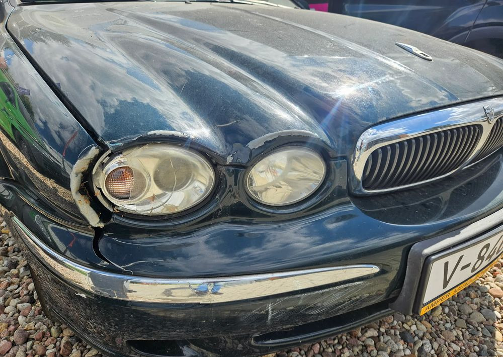 Jaguar X-Type - Limuzina: slika 4 Jaguar X-Type - Limuzina: slika 4