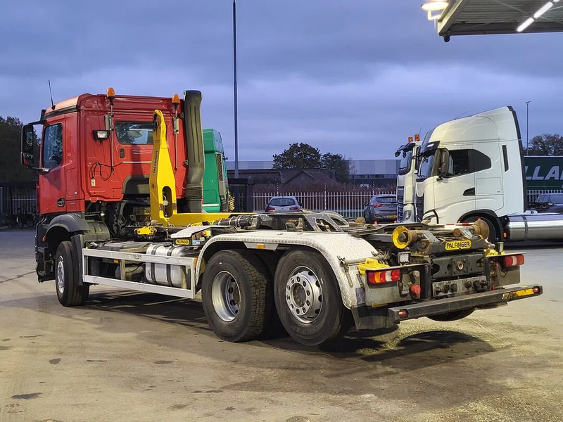 Mercedes-Benz Arocs 2648 Arocs 2648 - Kamion sa kablovskim sistemom: slika 4 Mercedes-Benz Arocs 2648 Arocs 2648 - Kamion sa kablovskim sistemom: slika 4