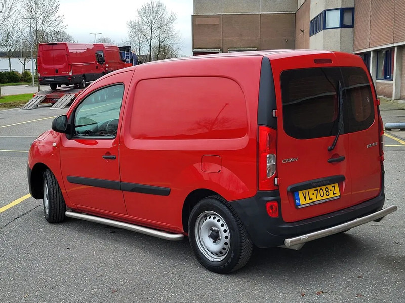 Mercedes-Benz Citan - Mali kombi: slika 2 Mercedes-Benz Citan - Mali kombi: slika 2