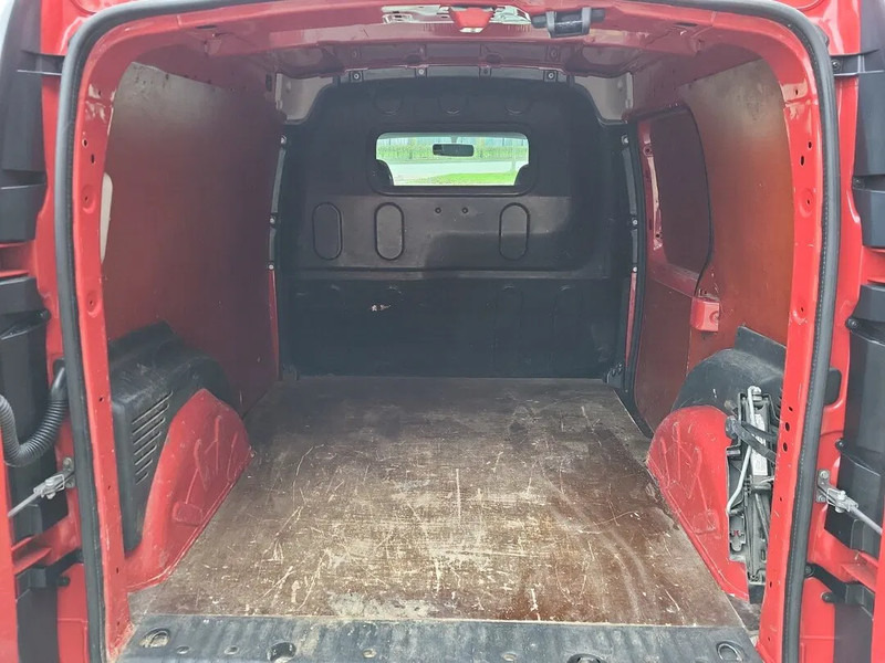 Mercedes-Benz Citan - Mali kombi: slika 3 Mercedes-Benz Citan - Mali kombi: slika 3