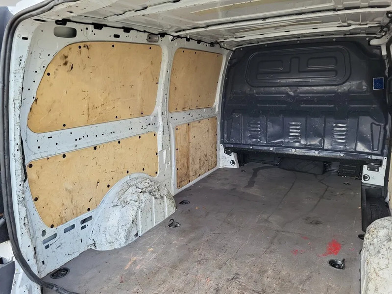Mercedes-Benz Vito 114 - Furgon: slika 5 Mercedes-Benz Vito 114 - Furgon: slika 5