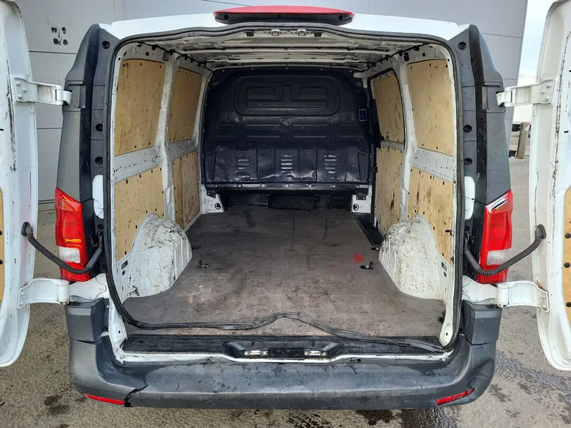 Mercedes-Benz Vito 114 - Furgon: slika 4 Mercedes-Benz Vito 114 - Furgon: slika 4