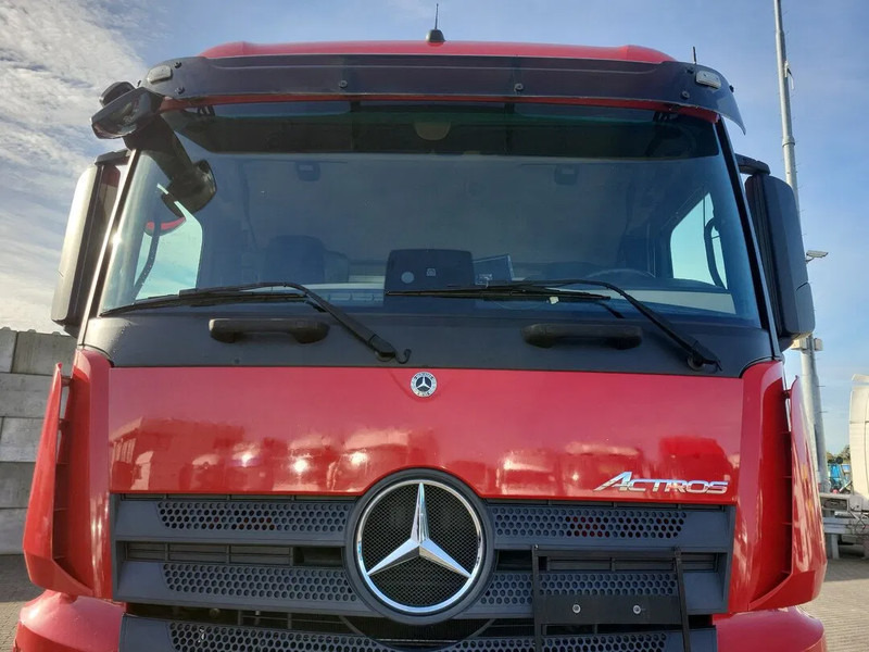 Mercedes-Benz Actros Actros 1942 - Tegljač: slika 4 Mercedes-Benz Actros Actros 1942 - Tegljač: slika 4