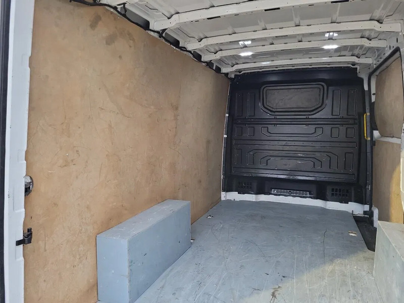 Volkswagen Crafter Crafter - Mali kombi: slika 4 Volkswagen Crafter Crafter - Mali kombi: slika 4