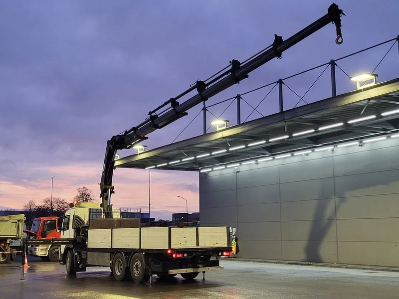 Volvo FM 400 Automatic Euro4 Clima Cruise PTO Camera Euro4 2007 - Kamion sa dizalicom: slika 3 Volvo FM 400 Automatic Euro4 Clima Cruise PTO Camera Euro4 2007 - Kamion sa dizalicom: slika 3