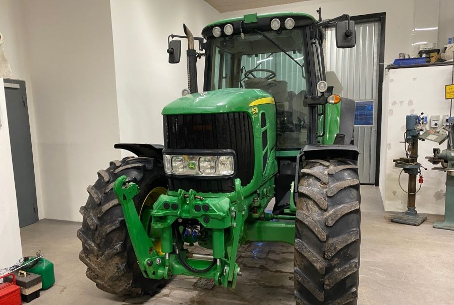 John Deere 6930 Premium - Traktor: slika 2 John Deere 6930 Premium - Traktor: slika 2