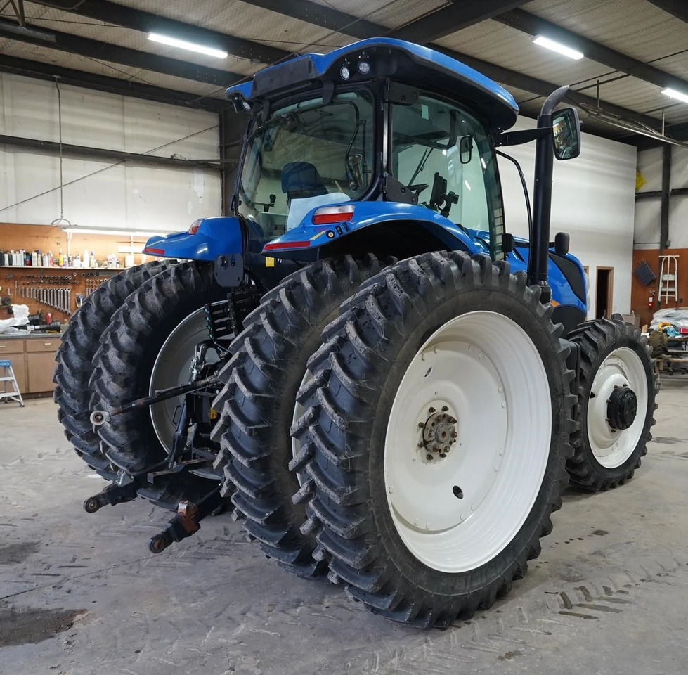 NEW HOLLAND T7.210 - Traktor: slika 4 NEW HOLLAND T7.210 - Traktor: slika 4