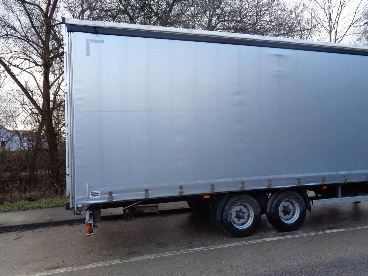 Fliegl TKF 118, Schiebeplane, Durchlader, Luft, - Prikolica sa ceradom: slika 1 Fliegl TKF 118, Schiebeplane, Durchlader, Luft, - Prikolica sa ceradom: slika 1