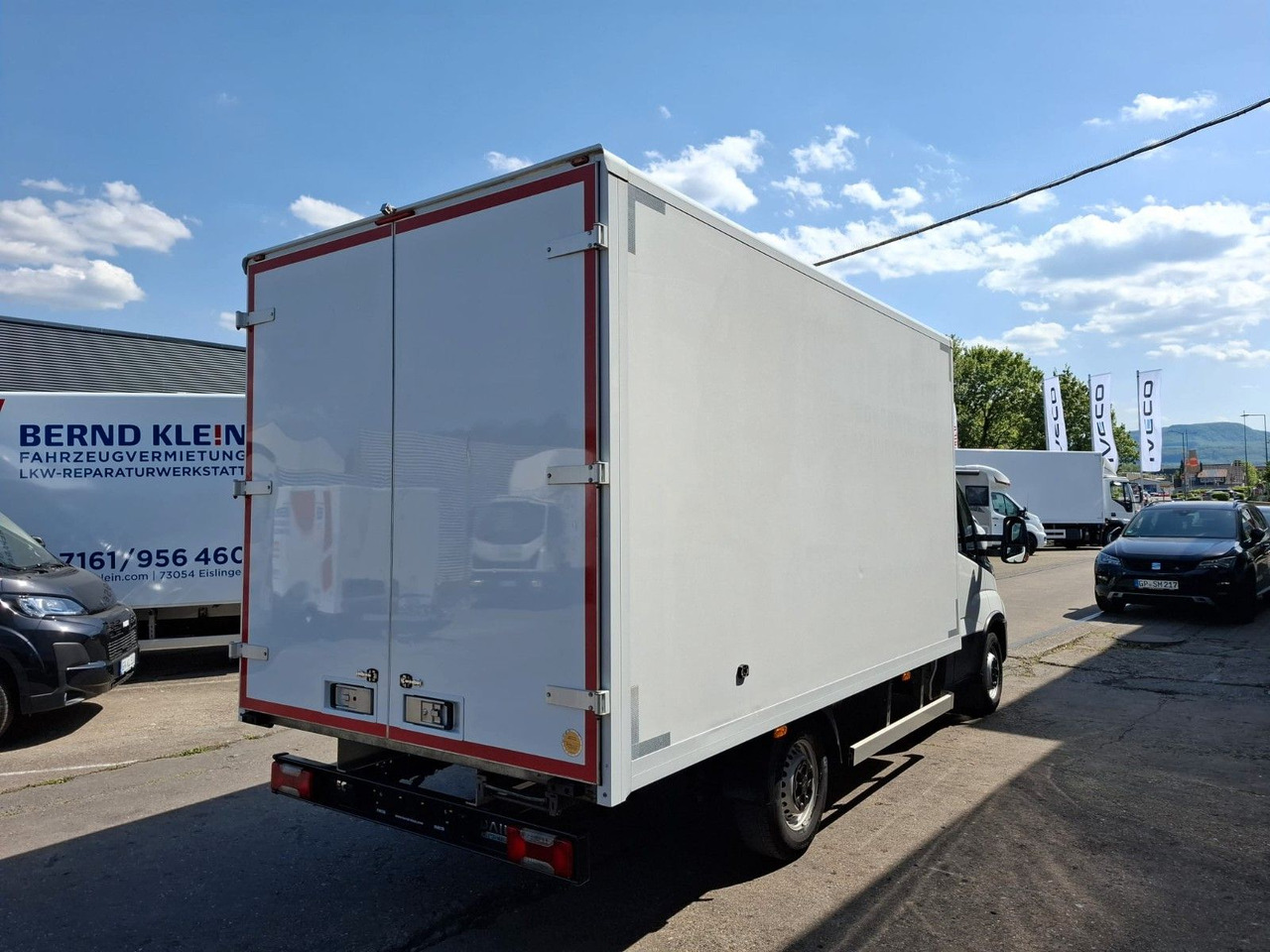 Iveco 35-160P/A8, Klima, HiMatik, LED, Luft, - Dostavno vozilo sa zatvorenim sandukom: slika 3 Iveco 35-160P/A8, Klima, HiMatik, LED, Luft, - Dostavno vozilo sa zatvorenim sandukom: slika 3