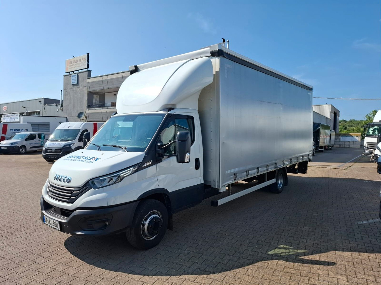 Iveco 72-210P/A8,Luft,HiMatic,LBW,Schiebepl., - Dostavno vozilo sa ceradom: slika 3 Iveco 72-210P/A8,Luft,HiMatic,LBW,Schiebepl., - Dostavno vozilo sa ceradom: slika 3