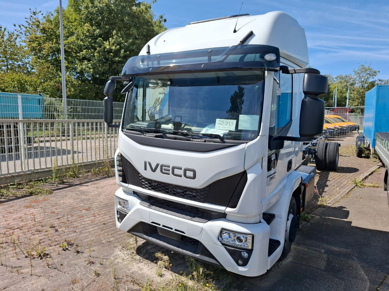 Iveco ML 140-280 FFH, Fahrgestell, Luft, Klima, ... - Kamion sa golom šasijom i zatvorenom kabinom: slika 1 Iveco ML 140-280 FFH, Fahrgestell, Luft, Klima, ... - Kamion sa golom šasijom i zatvorenom kabinom: slika 1