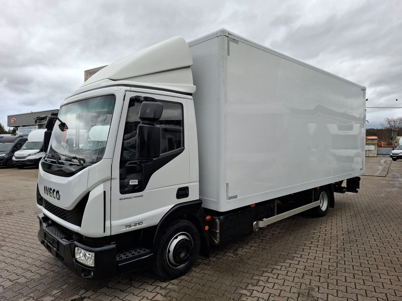 Iveco ML75-210P, Koffer, LBW, Klima, Luft,.. - Dostavno vozilo sa zatvorenim sandukom: slika 1 Iveco ML75-210P, Koffer, LBW, Klima, Luft,.. - Dostavno vozilo sa zatvorenim sandukom: slika 1
