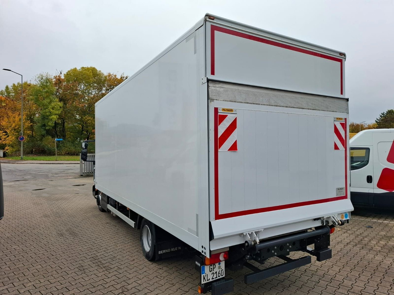 Iveco ML75-210P,LBW,Klima,Automatik,Spoiler, - Kamion sa zatvorenim sandukom: slika 3 Iveco ML75-210P,LBW,Klima,Automatik,Spoiler, - Kamion sa zatvorenim sandukom: slika 3