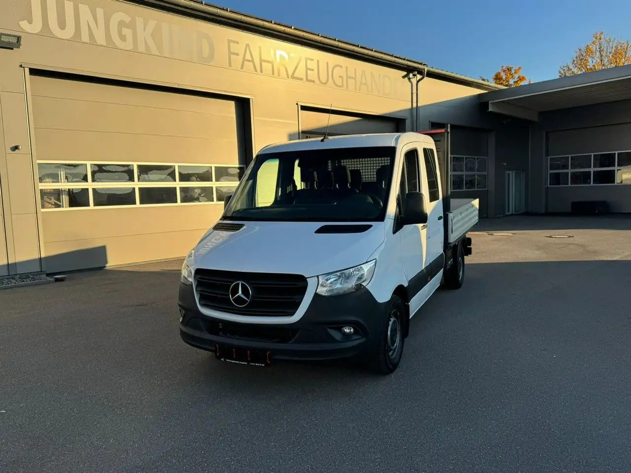Mercedes-Benz Sprinter 317 CDI Lang DoKa Pritsche AHK 3,5t - Dostavno vozilo s ravnom platformom, Dostavno vozilo sa duplom kabinom: slika 2 Mercedes-Benz Sprinter 317 CDI Lang DoKa Pritsche AHK 3,5t - Dostavno vozilo s ravnom platformom, Dostavno vozilo sa duplom kabinom: slika 2