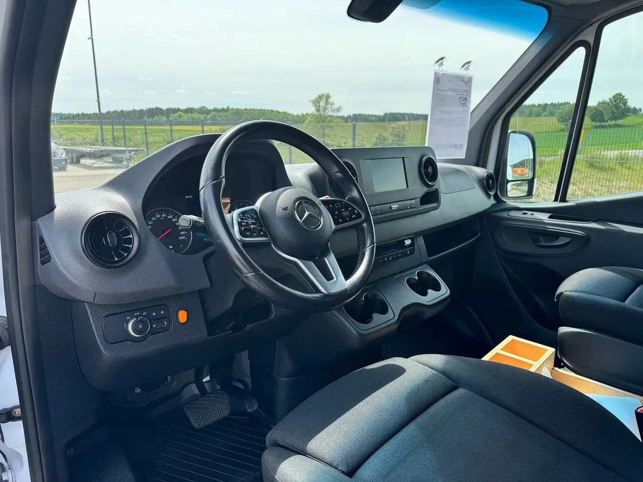 Furgon Mercedes-Benz Sprinter 317 CDI Lang Hoch Klima MBUX AHK: slika 10