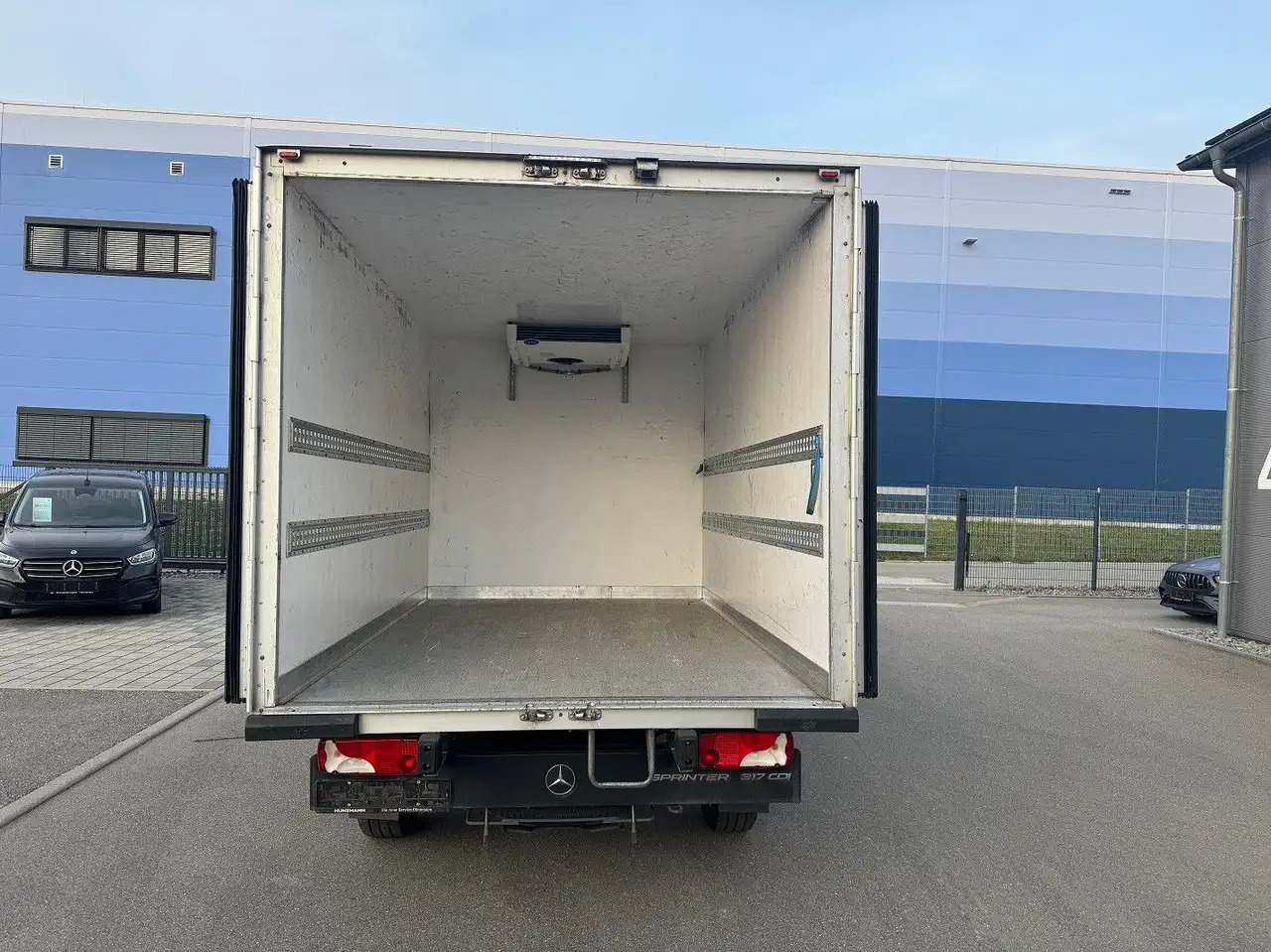Mercedes-Benz Sprinter 317 CDI Lang Tiefkühlkoffer Carrier - Dostavno vozilo hladnjača: slika 5 Mercedes-Benz Sprinter 317 CDI Lang Tiefkühlkoffer Carrier - Dostavno vozilo hladnjača: slika 5
